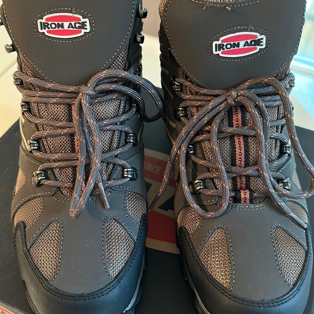 Men’s Iron Age Surveyor Brown Size 11M